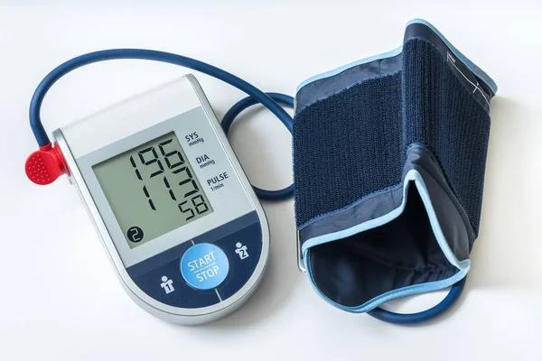 Blood Pressure Monitor High Pressure Level Screen Hypertension Concept — Stock Photo, Image