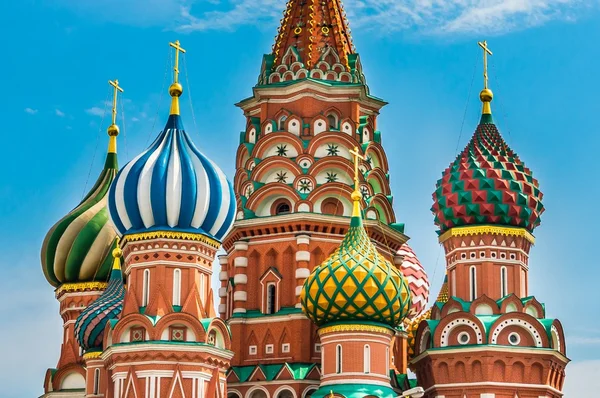 Moskova 'daki Kızıl Meydan' daki St. Basils Katedrali — Stok fotoğraf