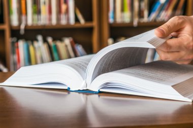 El açılış ve kitap sayfaları tarama