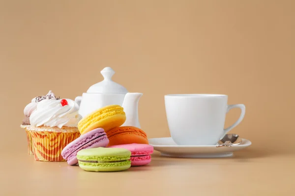 Francia édes finomság, macaroons különböző, Polárszűrő — Stock Fotó