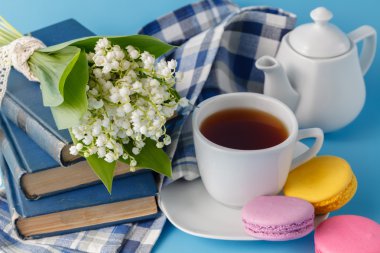 Bahar çiçek çiçek ile çay