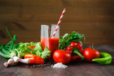 sağlıklı sebze suları için ferahlık ve antioksidan olarak