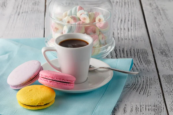 Breakfast with French colorful macarons — Stock Photo, Image