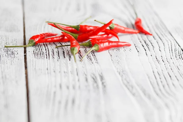 Małe czerwone chili peppers — Zdjęcie stockowe