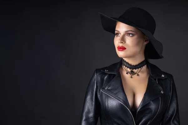 Woman Beauty Hat Elegant Fashion Model Retro Style Portrait Black — 스톡 사진