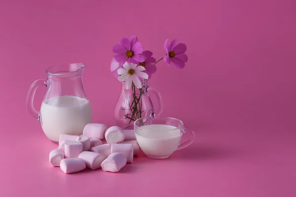 Malvavisco rosa, leche, flores — Foto de Stock