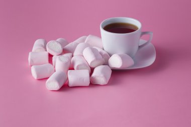 Çay bardağı ile hatmi