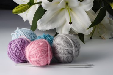 Renkli clew iplik örme için