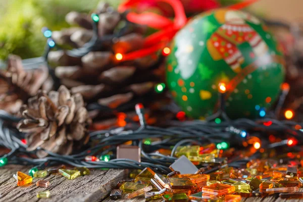 Karácsonyi dekoráció a fenyő és a kúp — Stock Fotó