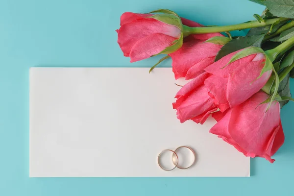 Rosas com nota — Fotografia de Stock