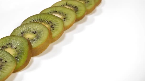 Citrus Kiwi Fruit Snijdt Tegen Een Witte Achtergrond Gezond Voedsel — Stockvideo