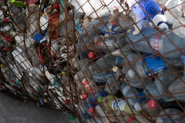 Estland Juni 2021 Grote Vuilnisbak Voor Het Ophalen Van Plastic — Stockfoto