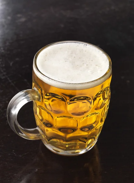 Lagegr en bier — Stockfoto