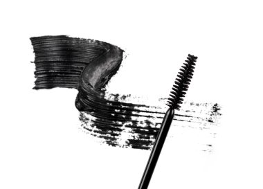 Beyaz bir arka plan üzerinde maskara