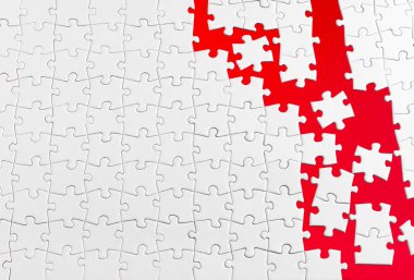 Jigsaw parçaları bir kırmızı
