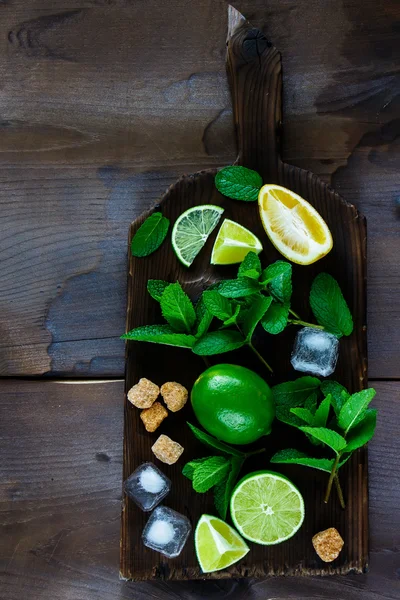 Ingredients for mojitos — Stock Photo, Image