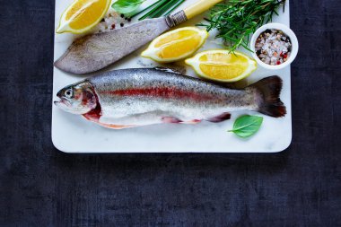 Gökkuşağı alabalığı ham