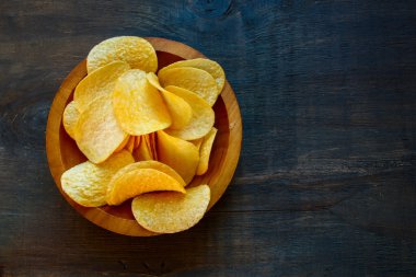 Patates cipsi.