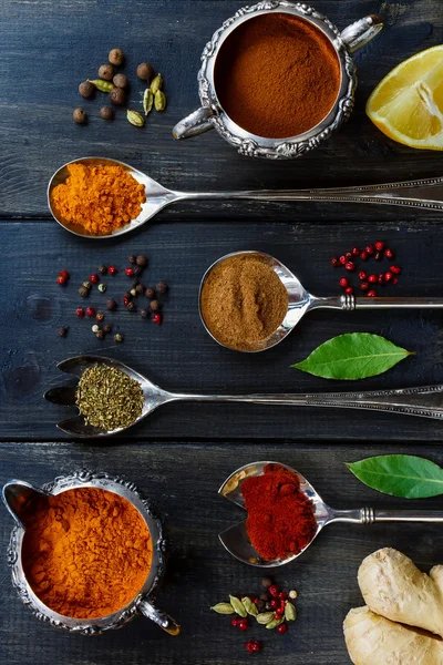 Spices and herbs — Stock Photo, Image