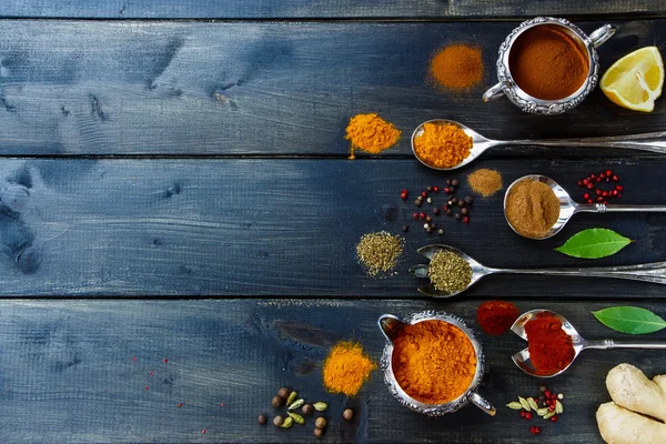 Spices and herbs — Stock Photo, Image