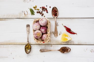 çeşitli baharatlar