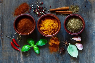 baharatlar ve otlar