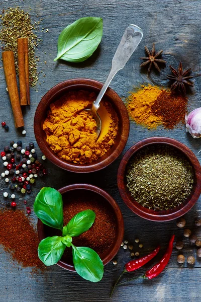 Spices and herbs — Stock Photo, Image