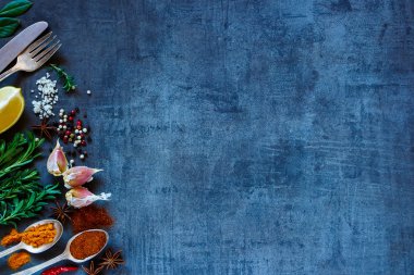 otlar ve baharatlar seçimi