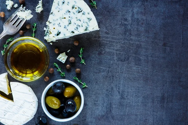 Cheese on stone background — Stock Photo, Image