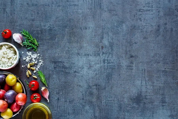 Produtos hortícolas biológicos frescos — Fotografia de Stock