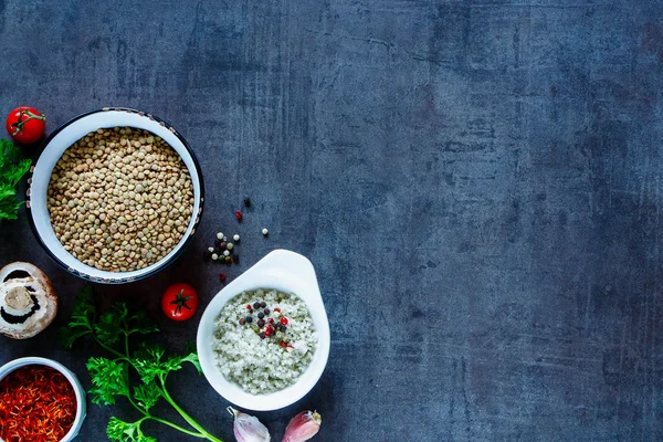 Varias especias y verduras — Foto de Stock