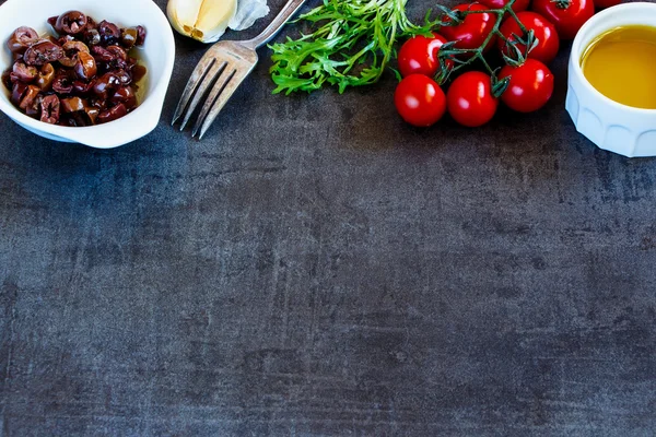 Salade voorbereiding achtergrond — Stockfoto