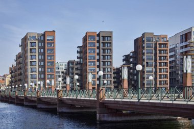 Helsingborg İsveç 12 Nisan 2020: Helsingborg 'daki Norra Hamnen (Kuzey Limanı) şehrin en cazip yerleşim yerlerinden biridir..