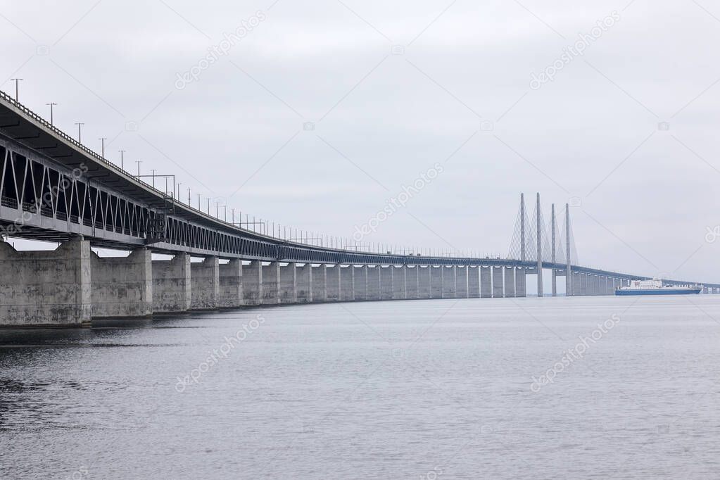 resund Bridge (Oresund Bridge) is a combined railway and motorway bridge across the resund strait between Sweden and Denmark (Malmo and Copenhagen).