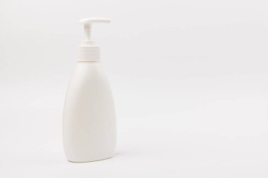 Sıvı sabun. Corona virüsü önleme. Koronavirüs mikropları için sabun koruma yayıyor..