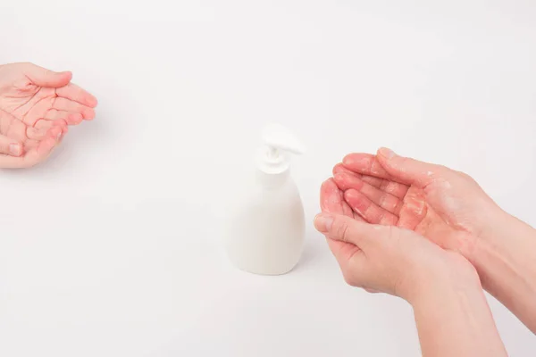 Zapobieganie Podróżom Wirusa Korony Dziecko Wykazujące Higienę Rąk Myjących Ręce — Zdjęcie stockowe