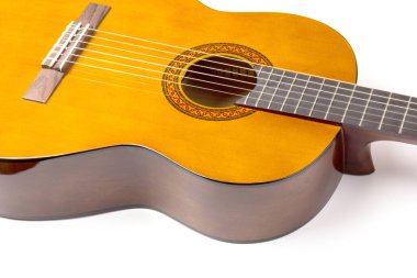 Doğal Tahta Klasik Akustik Gitar Beyaz Arkaplanda İzole Edildi