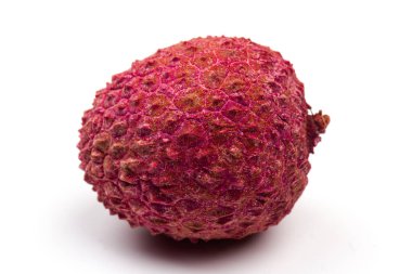 Lezzetli taze liçi beyaz arkaplanda izole edilmiş.