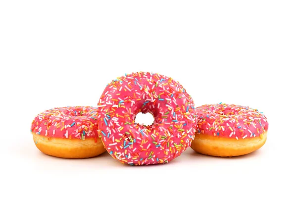 Donuts Met Aardbeienglazuur Veelkleurige Hagelslag Geïsoleerd Een Witte Achtergrond Traditionele — Stockfoto