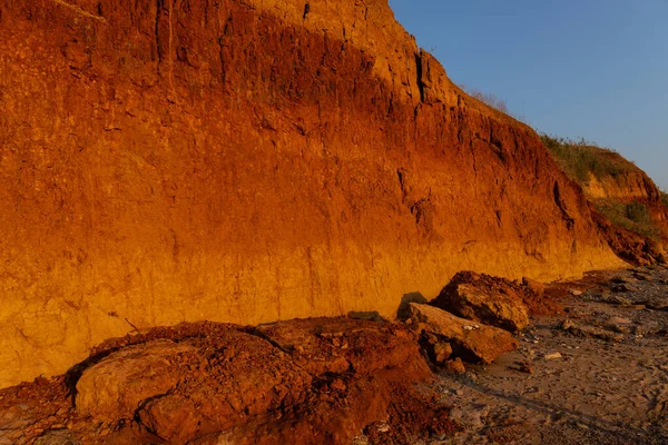 Hermoso Paisaje Acantilado Arena Sobre Mar Concepto Viaje Hermosa Naturaleza — Foto de Stock