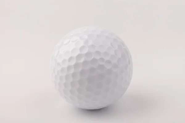 Golfball Isoliert Auf Weißem Hintergrund Volle Schärfentiefe — Stockfoto