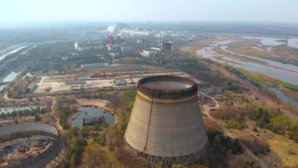 空中ビュー｜チェルノブイリ原子力発電所の風景 — ストック動画