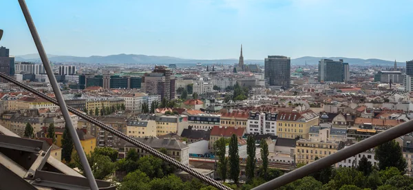 Vista de Viena a partir da velha roda gigante — Fotografia de Stock