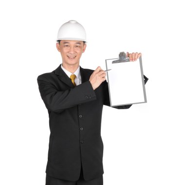 Asya genç mühendis yazma Pano üzerinde beyaz adam izole