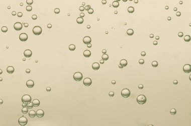 Elma şarabı hava kabarcıkları