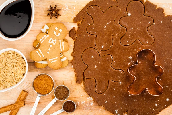 Traditional Christmas gingerbread cookies — Stock Photo, Image