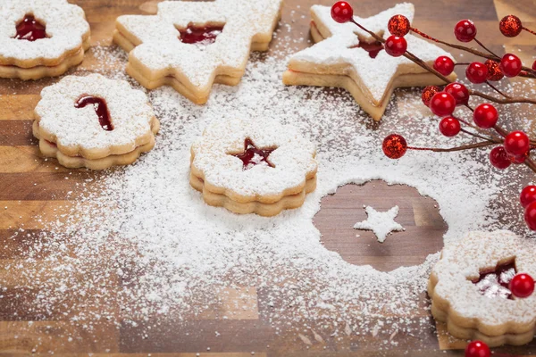 Christmas Linzer Cookies — Stock Photo, Image