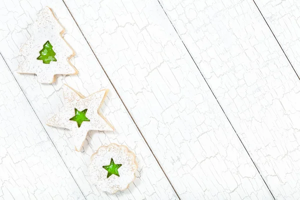 Karácsonyfa cookie-k꽃 초원에 말질감-카펫의 배경으로 사용할 수 있습니다 — Stock Fotó