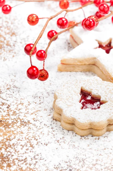 Різдвяна ялинка печиво Linzer — стокове фото