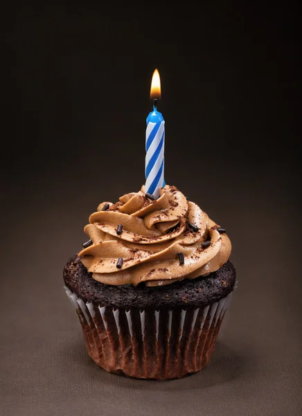 Cioccolato compleanno cupcake — Foto Stock